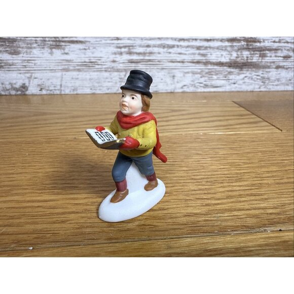 Dept 56 Caroling with Cratchit Family 58396 Heritage Village  Christmas Carol - Picture 7 of 13